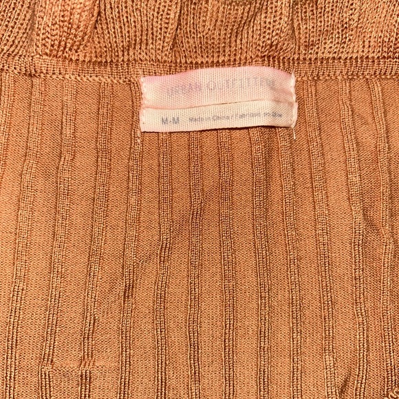 Urban Outfitters Short Sleeve Ruffle Cropped Cardigan Sweater Y2K Style | Size M - Picture 3 of 3